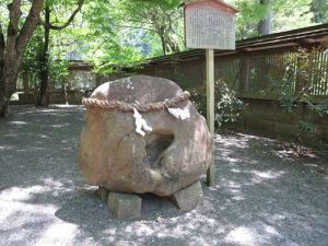 丹生川上神社結び石